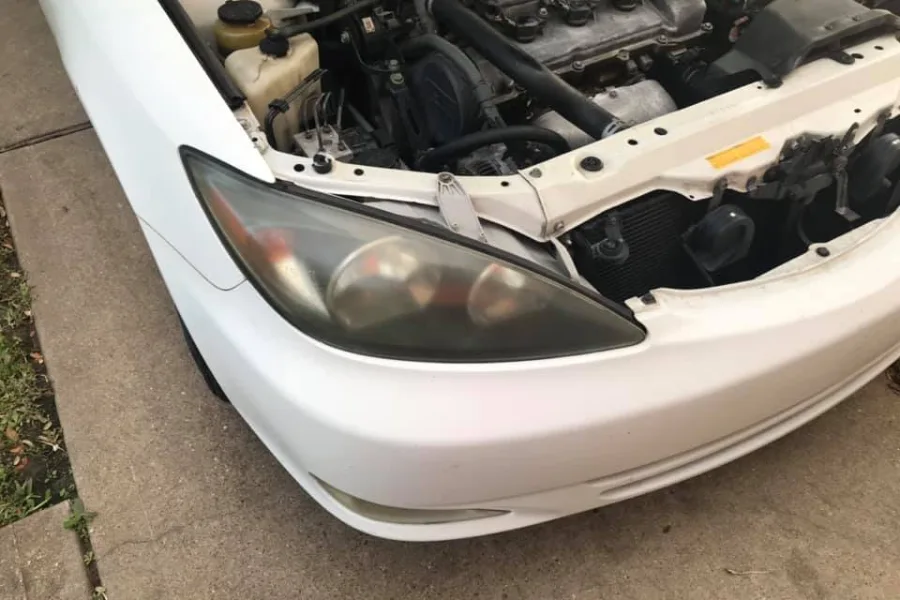 Expert Headlight Cleaning